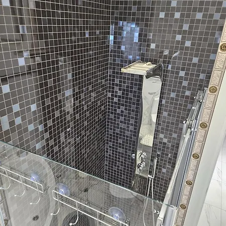 App M Penthouse